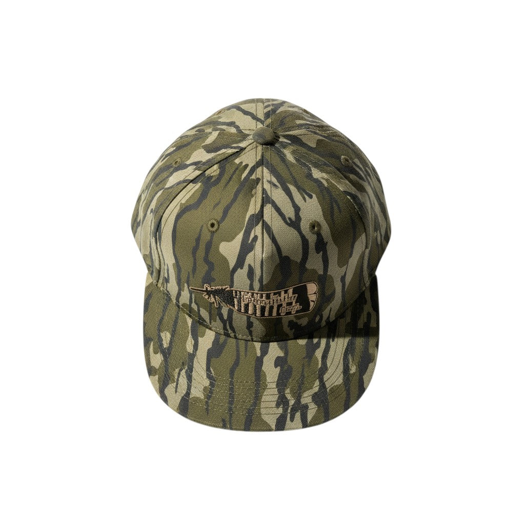 Broken Antler Hat Co. Mossy Oak camouflage snapback hat with adjustable strap and embroidered logo. Perfect for outdoor adventures.